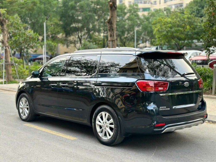 Kia sendona 2.2 DATH 2020 xanh cavansite